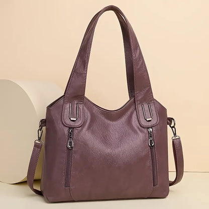 Helena's shoulder bag with crossbody strap