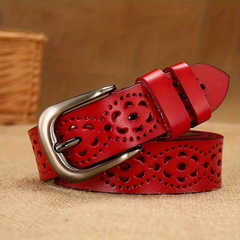 Pure classicism – the women's belt crafted by master artisans