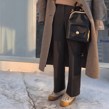 Vintage Kiss Lock Bag - Grace's Retro Chic Essential